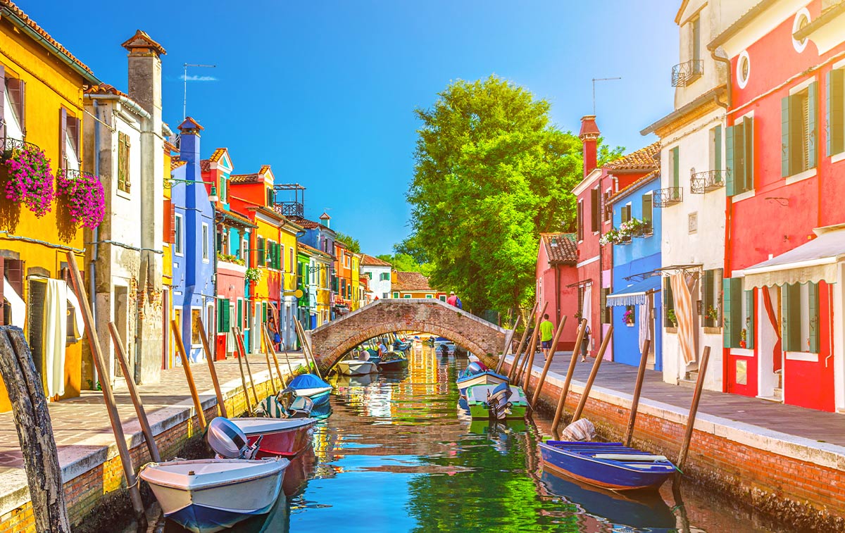 beunique-in-italy-Murano-&-Burano–Venetian-Artistry-&-Coastal-Charms